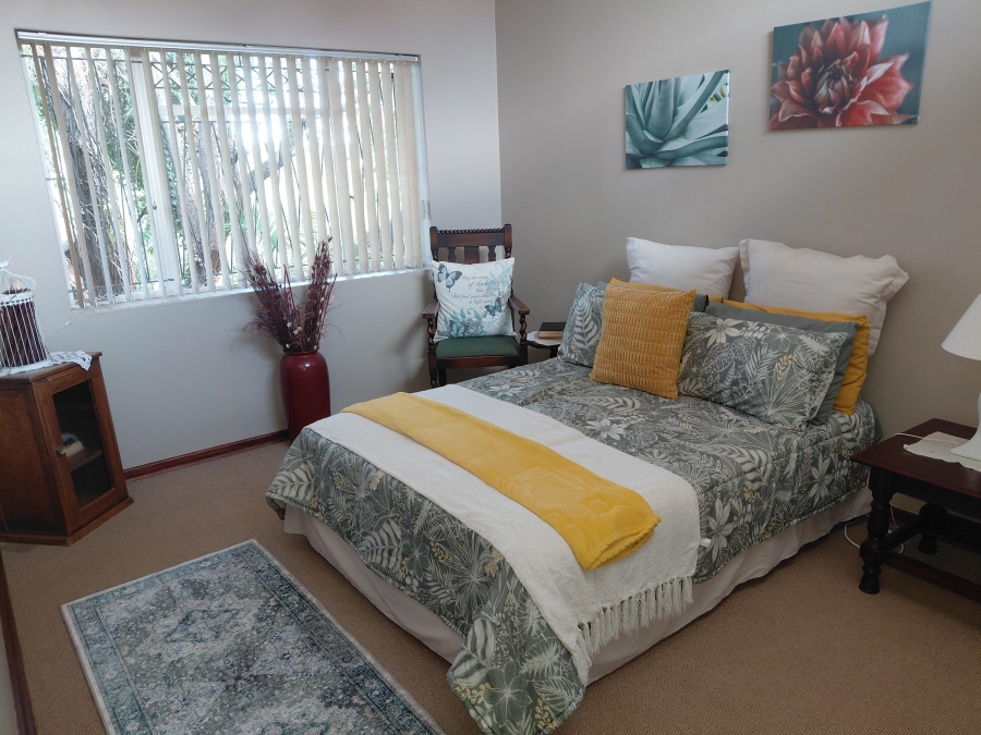 5 Bedroom Property for Sale in Vanes Estate Eastern Cape